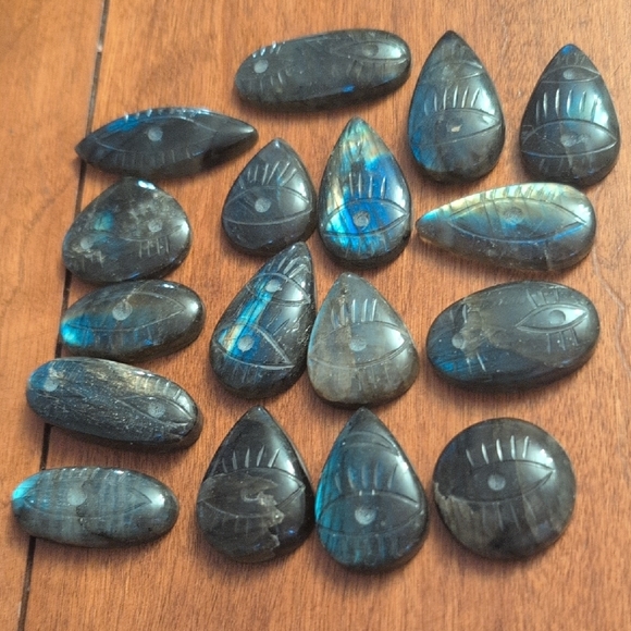 Blue Labradorite Cabochons - Picture 5 of 8